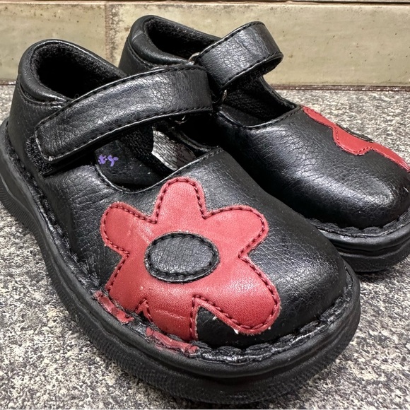 Buster Brown Black Mary Jane Toddler Shoes Size 7 - Picture 4 of 11